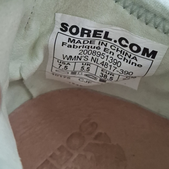 Sorel Explorer Defy Low Mint and Pink Women's Sneakers Size 7.5. - Picture 8 of 8